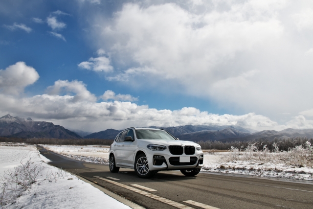 BMW/X3 M40dと－5℃の高原を走ります。