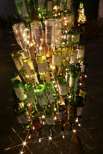 12,000本のワインボトルの イルミネーション（Illumination）