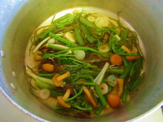 231　　山菜煮(1)