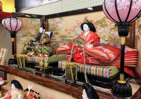 磐田市のＯ様は大きく豪華な三段飾りのお雛様 - 雛人形・五月人形・鎧