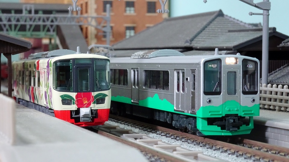 えちごトキめき鉄道「3市の花号」(ET122-8) - ビスタ模型鉄道 