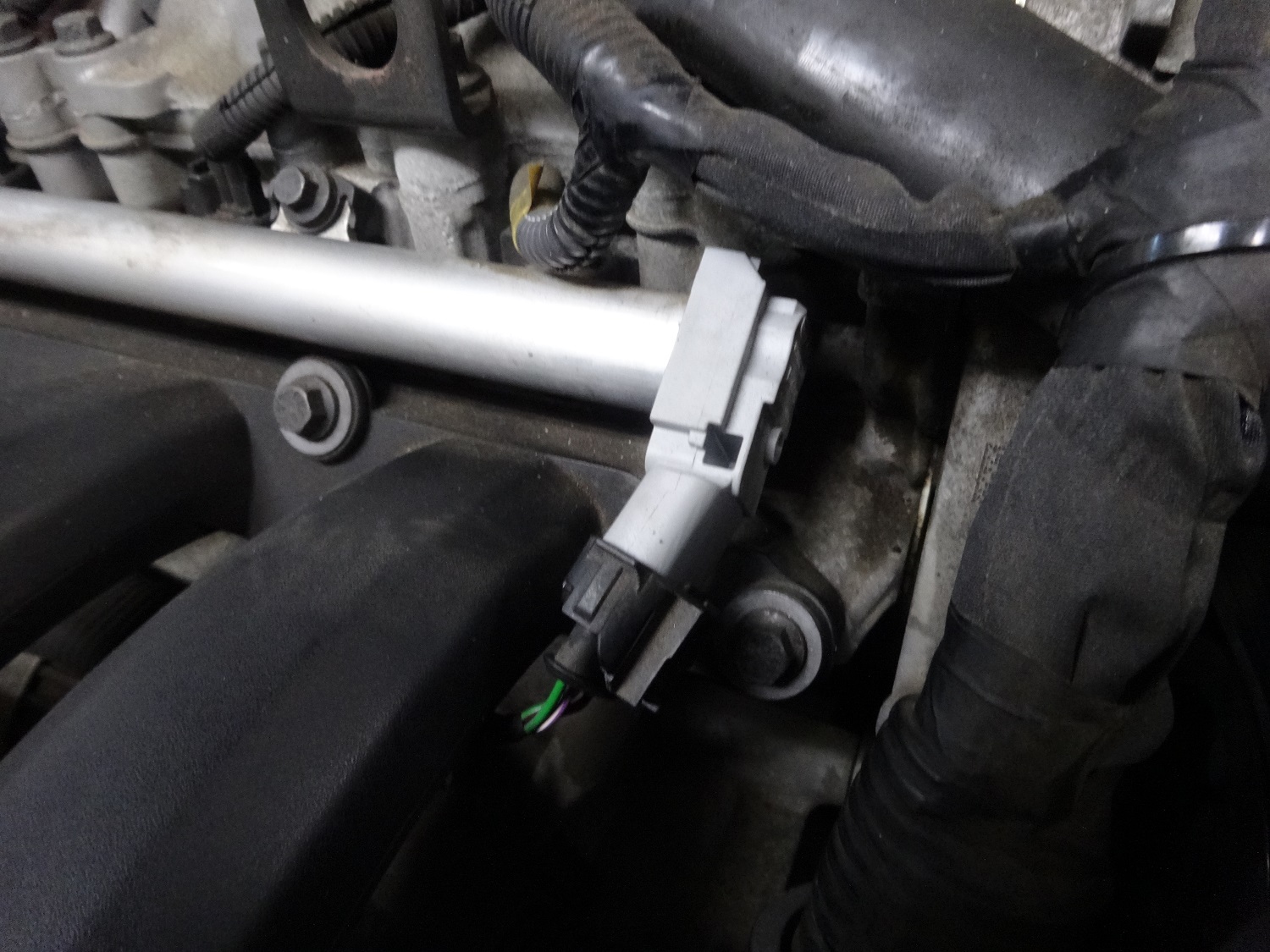 ボルボ XC90 3.2 メンテナンス(１２ヶ月点検整備・燃料系統修理) | アストンマーティン・ポルシェ・外車・輸入車販売・車検・整備・点  検・修理・ASTONMARTIN・PORSCHE