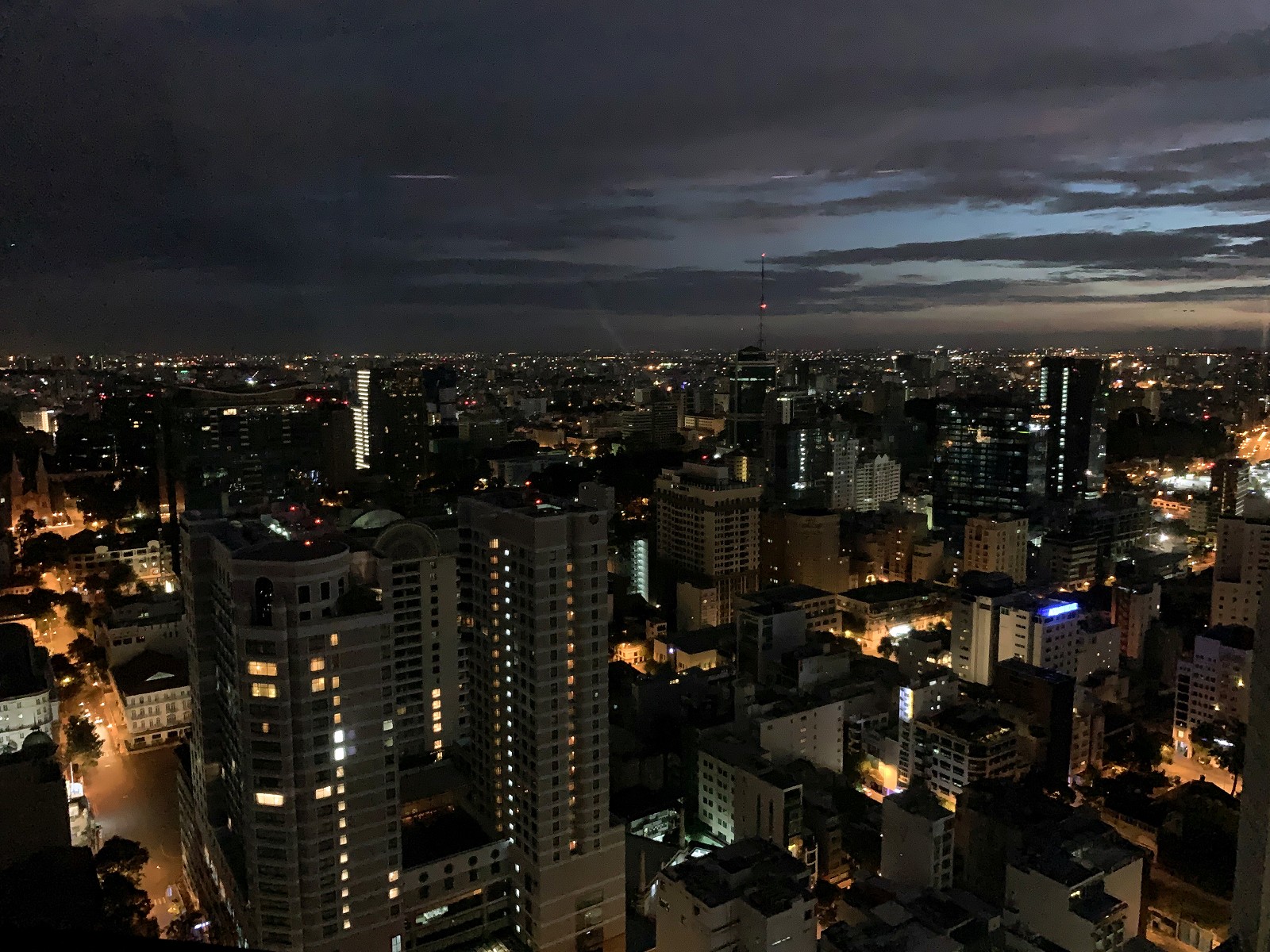 Sunrise at The Reverie Saigon (Panorama Deluxe)